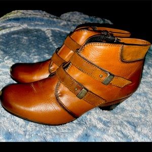 TAOS Leather Ankle Booties